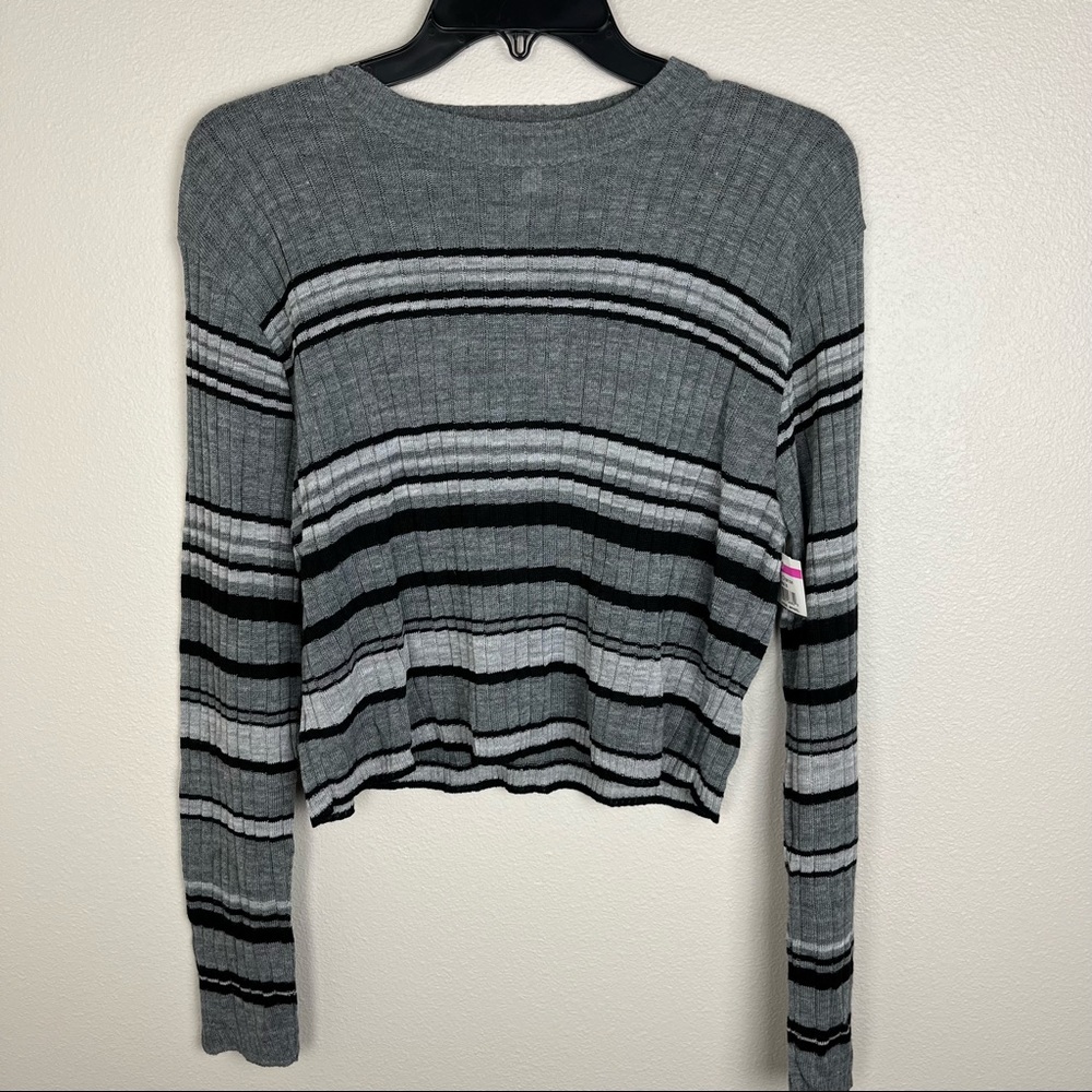 Abound | Grey Striped Crewneck Y2K Classic Sweater